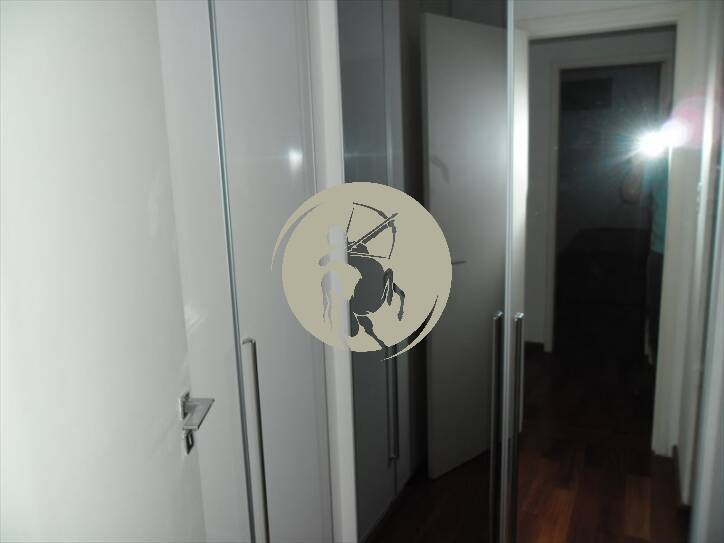 Apartamento à venda com 3 quartos, 187m² - Foto 23