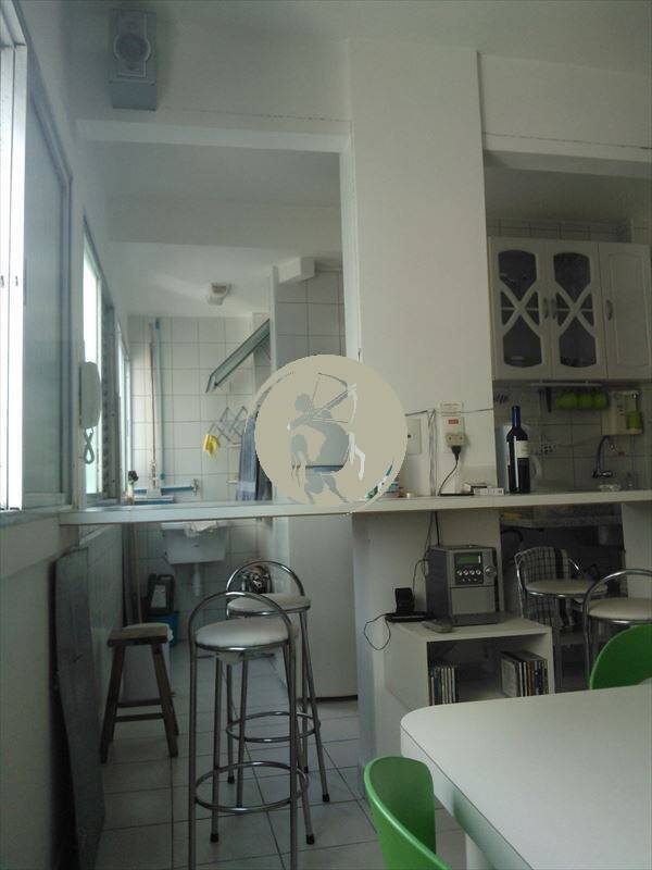 Apartamento à venda com 2 quartos, 44m² - Foto 5