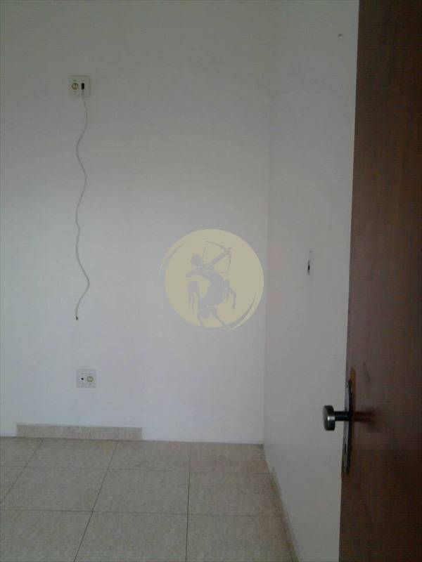 Apartamento à venda com 2 quartos, 106m² - Foto 17