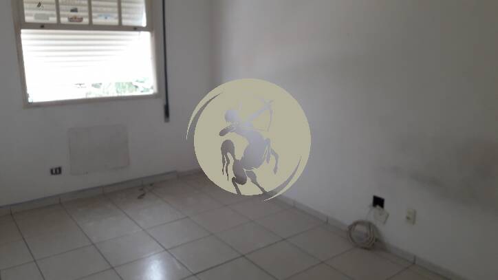 Apartamento para alugar com 3 quartos, 160m² - Foto 2