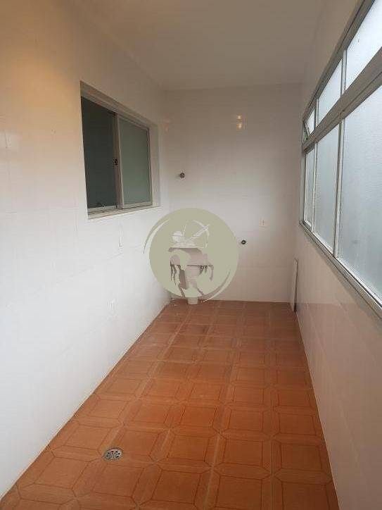 Apartamento à venda com 4 quartos, 190m² - Foto 12