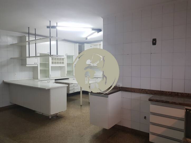 Apartamento à venda com 4 quartos, 190m² - Foto 13