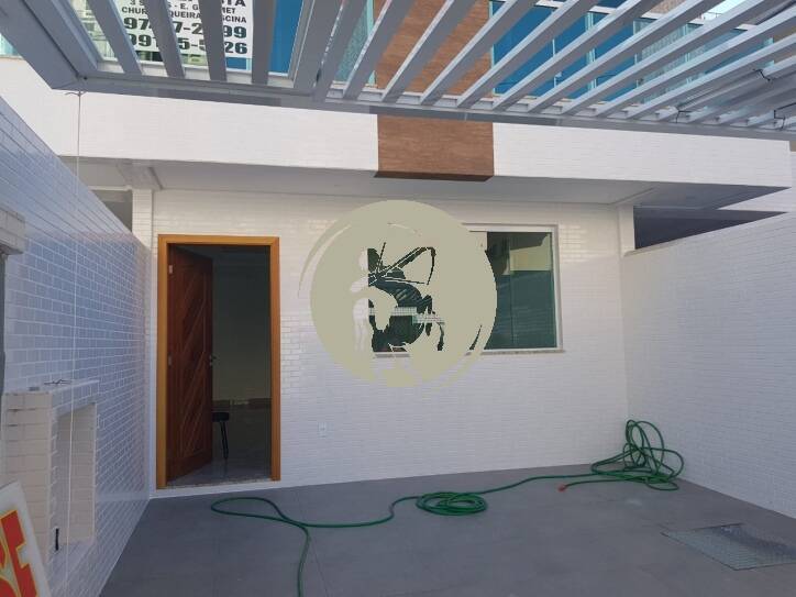 Casa à venda com 3 quartos, 140m² - Foto 1