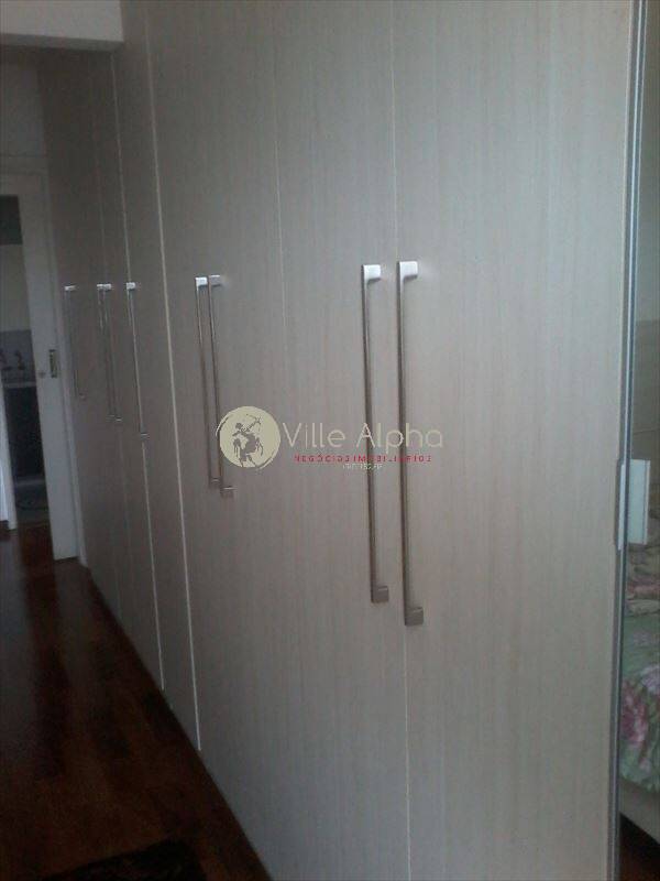 Apartamento à venda com 3 quartos, 135m² - Foto 13